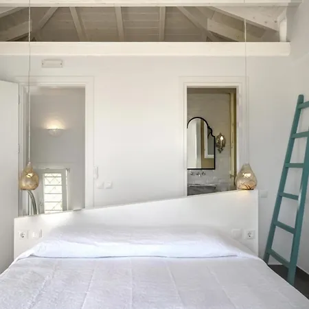 Apeiron Ii Villa *