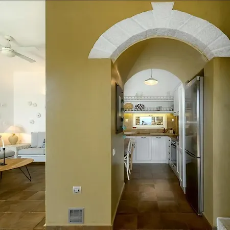 Apeiron Ii Villa